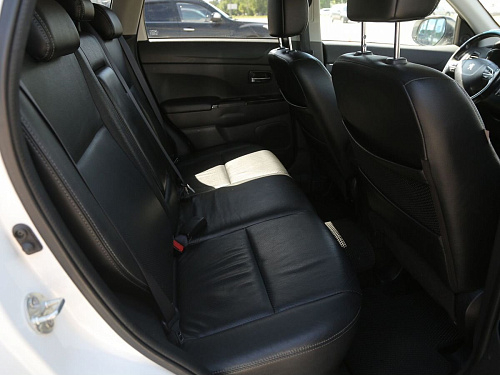 Peugeot 4008