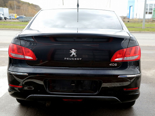 Peugeot 408