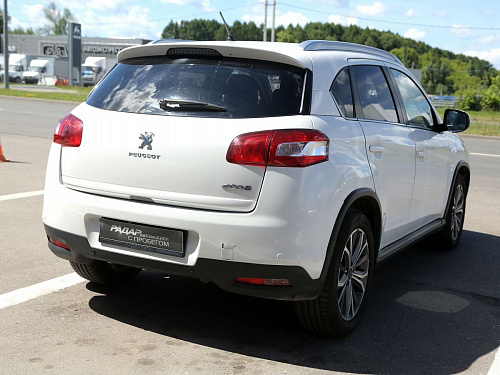 Peugeot 4008