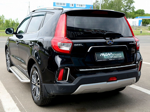 Geely Emgrand X7