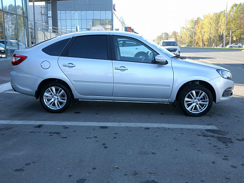 Lada (ВАЗ) Granta