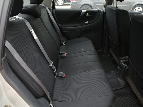 Suzuki Liana