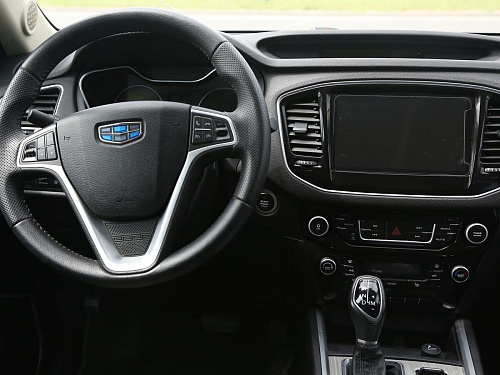 Geely Emgrand X7