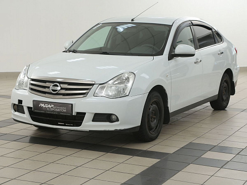 Nissan Almera