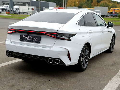 Chery Arrizo 8