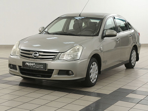 Nissan Almera