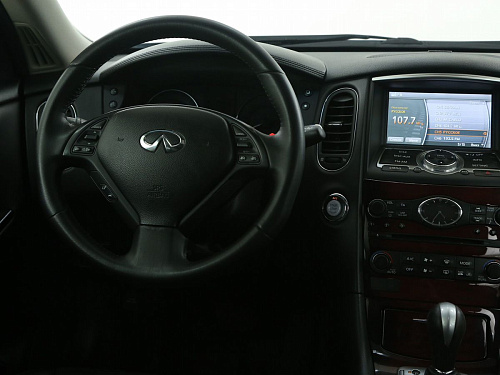 Infiniti QX50