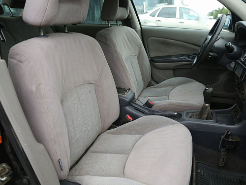 Nissan Almera