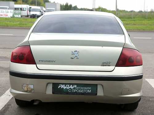 Peugeot 407