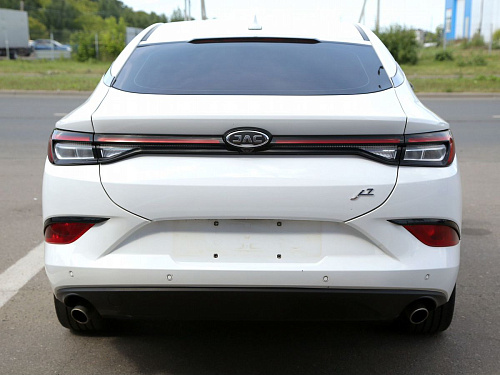 JAC J7