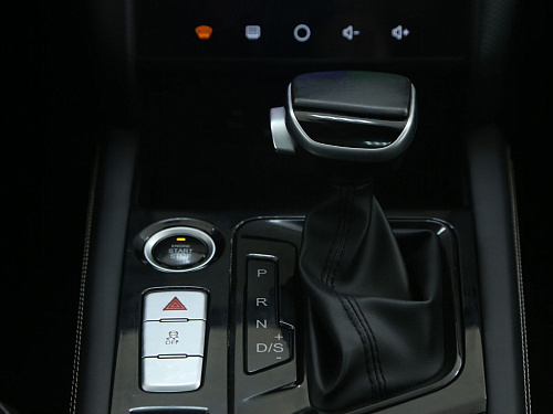 JAC J7