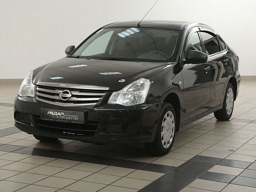 Nissan Almera