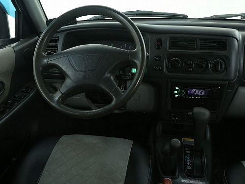 Mitsubishi Montero Sport