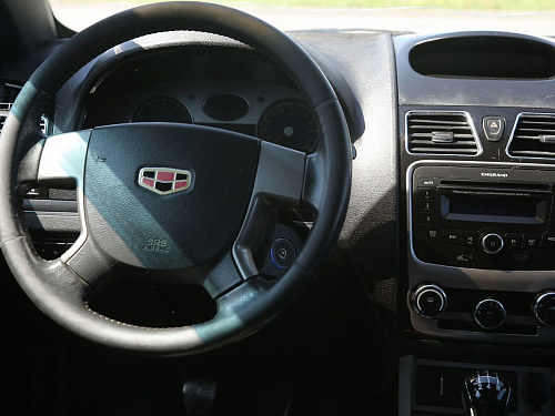 Geely Emgrand EC7
