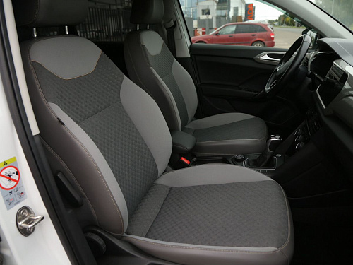 Volkswagen Taos