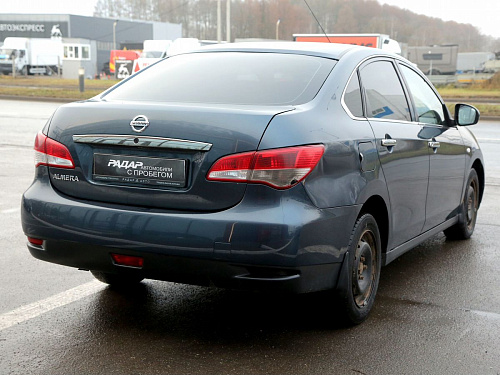 Nissan Almera