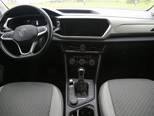 Volkswagen Taos