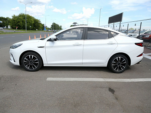 JAC J7