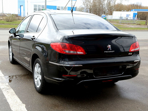 Peugeot 408