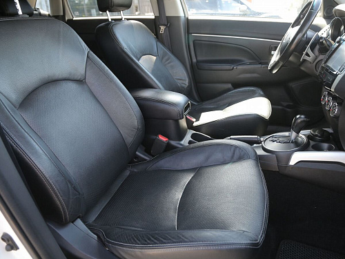 Peugeot 4008