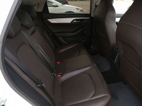 JAC J7