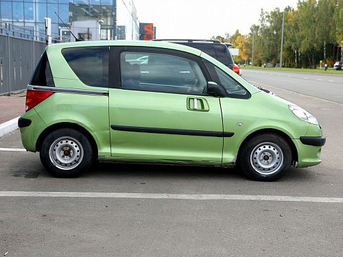 Peugeot 1007