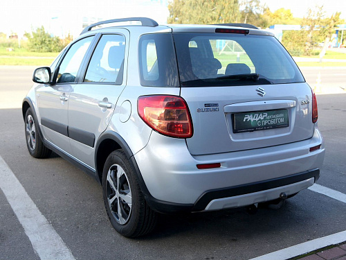 Suzuki SX4