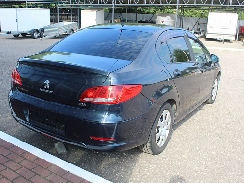 Peugeot 408