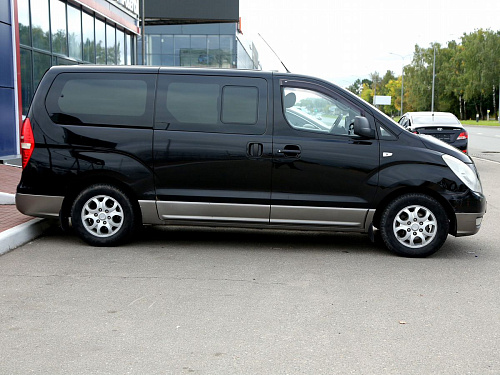 Hyundai H-1