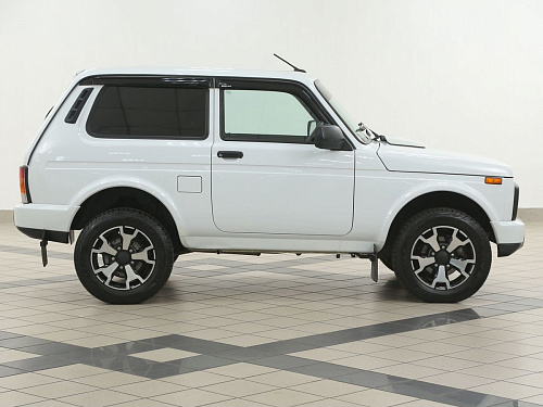 Lada (ВАЗ) Niva Legend