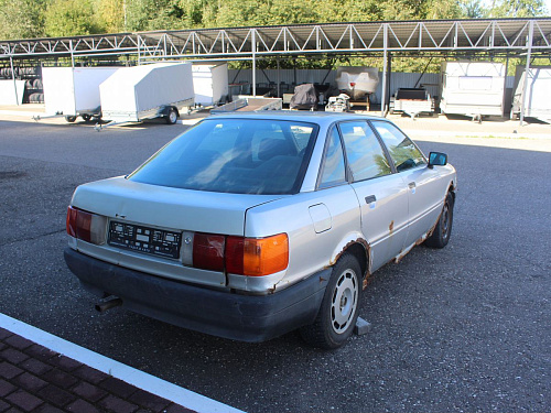 Audi 80