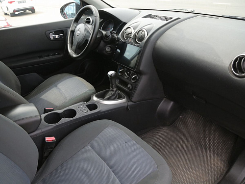 Nissan Qashqai+2