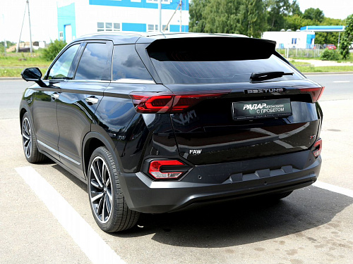 FAW Bestune T77