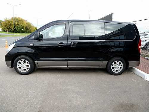 Hyundai H-1