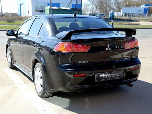 Mitsubishi Lancer