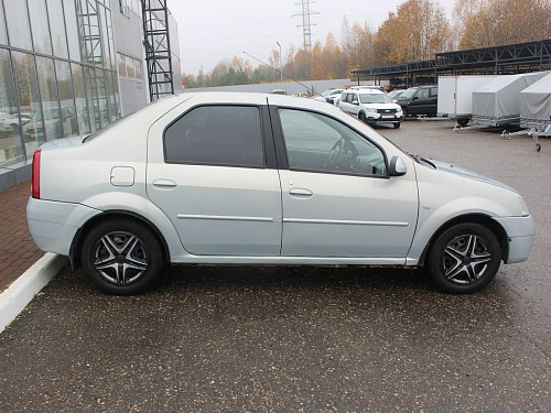Renault Logan