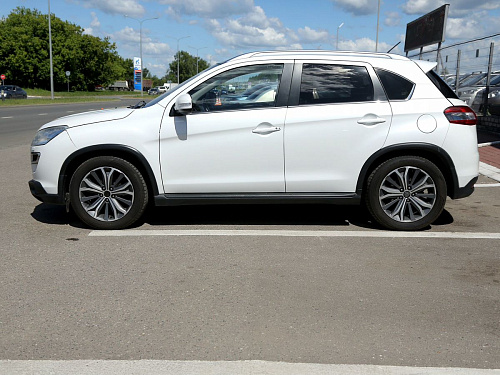 Peugeot 4008