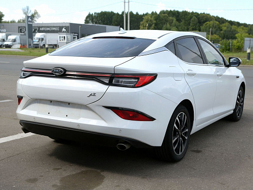 JAC J7
