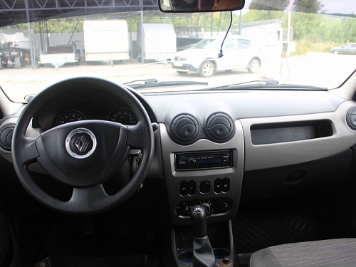 Renault Logan