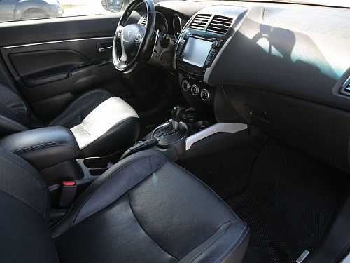 Peugeot 4008