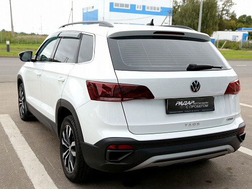 Volkswagen Taos