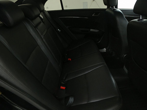 Geely Emgrand EC7