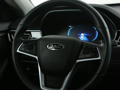 JAC J7