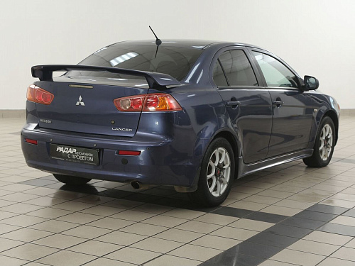 Mitsubishi Lancer