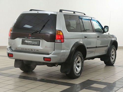 Mitsubishi Montero Sport