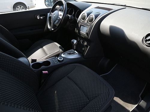 Nissan Qashqai+2