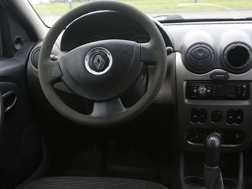 Renault Logan